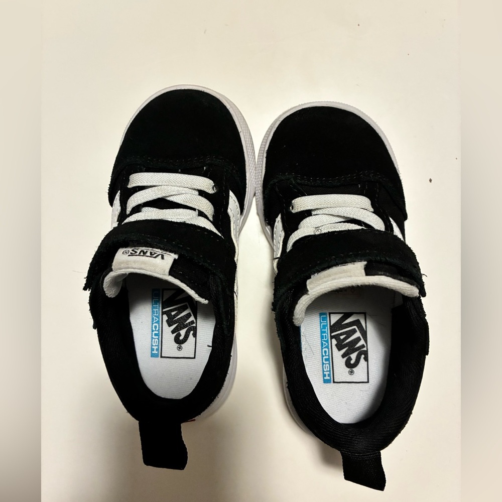 Vans Kids Black and White Low-Top Skate Sneakers